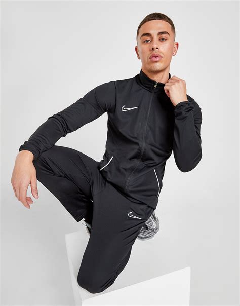 sportbekleidung herren nike|Nike Factory Stores.